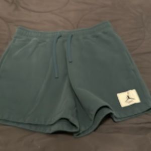 New, never worn, no tags